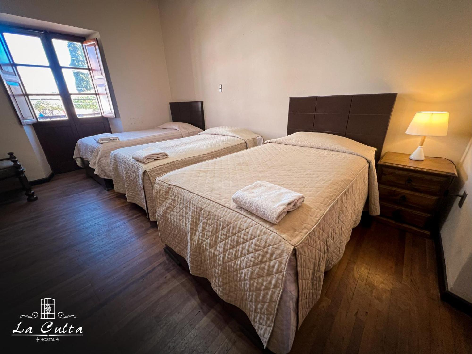 סוקרה La Culta Hostal & Casa Cultural מראה חיצוני תמונה